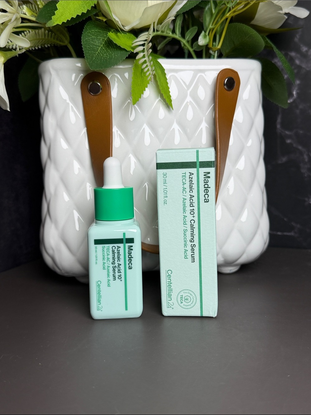 Azelaic Acid 10% Calming Serum — Mint Green